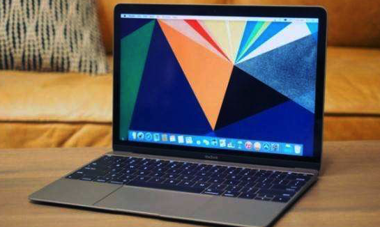 MacBook Pro外接戴尔显示器中黑边怎么去除