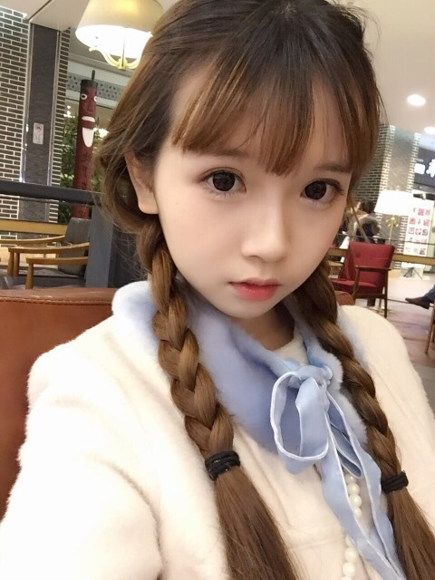 Photoshop将女孩图片转为仿手绘效果后期教程